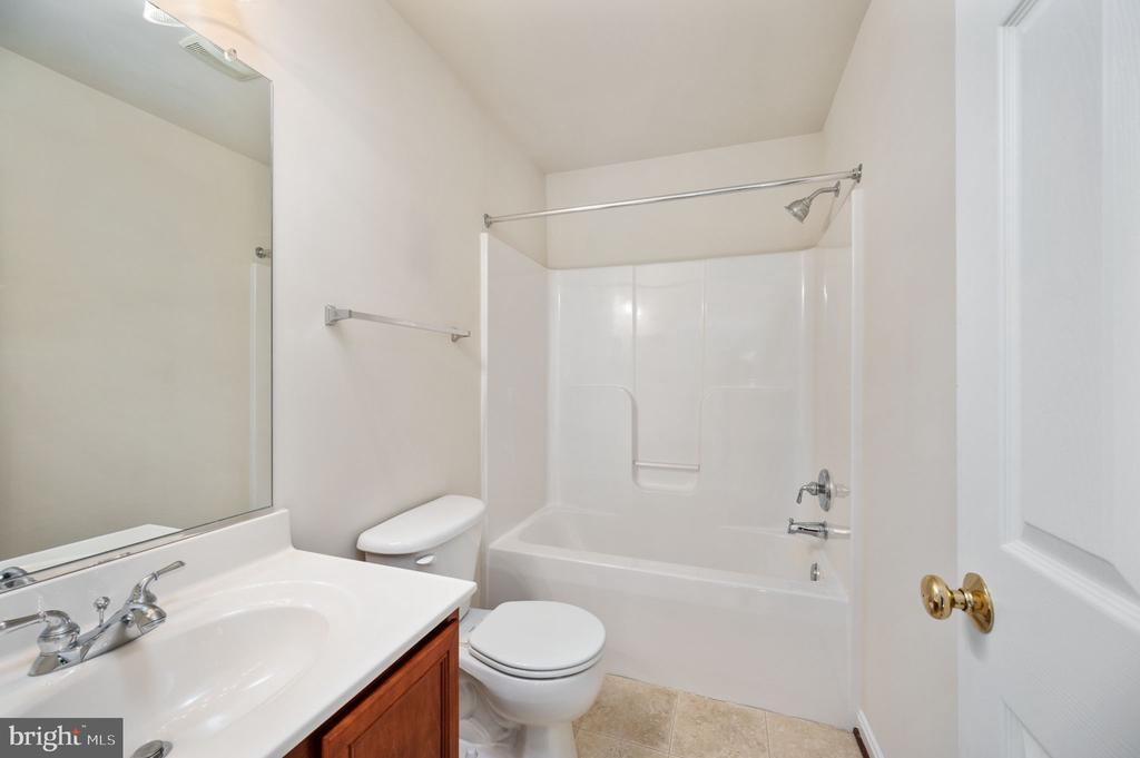 104 REGATTA LANE