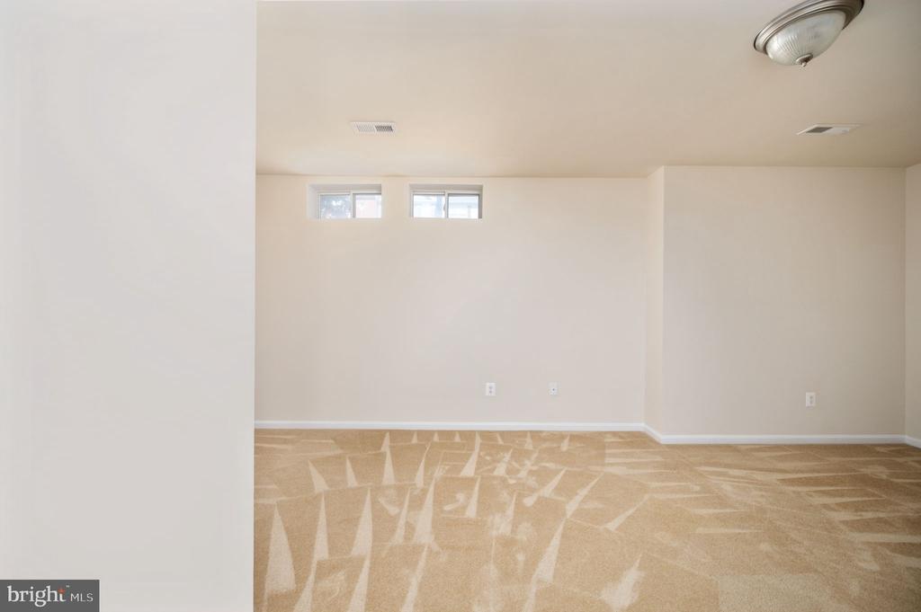 104 REGATTA LANE