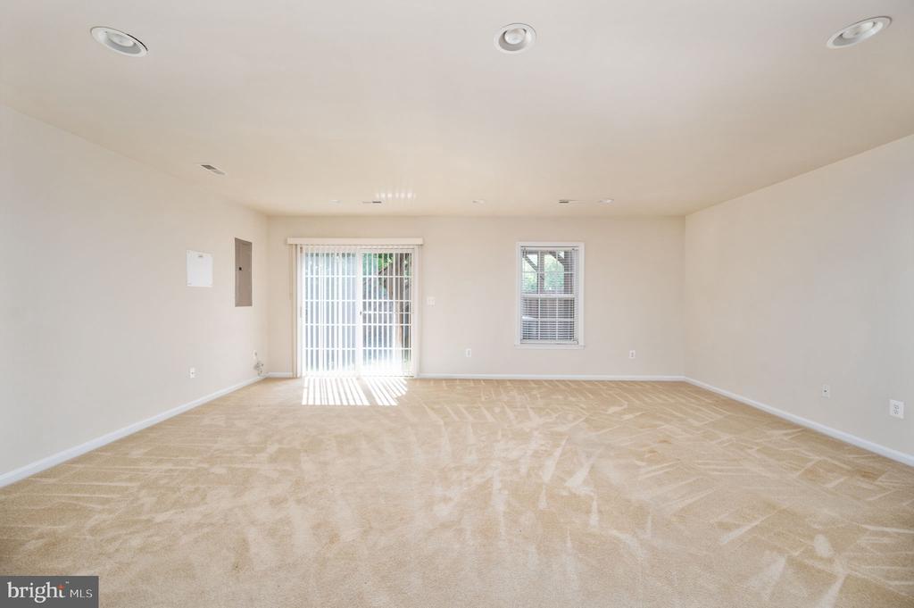 104 REGATTA LANE