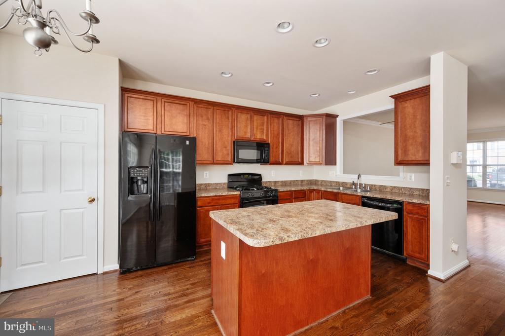 104 REGATTA LANE
