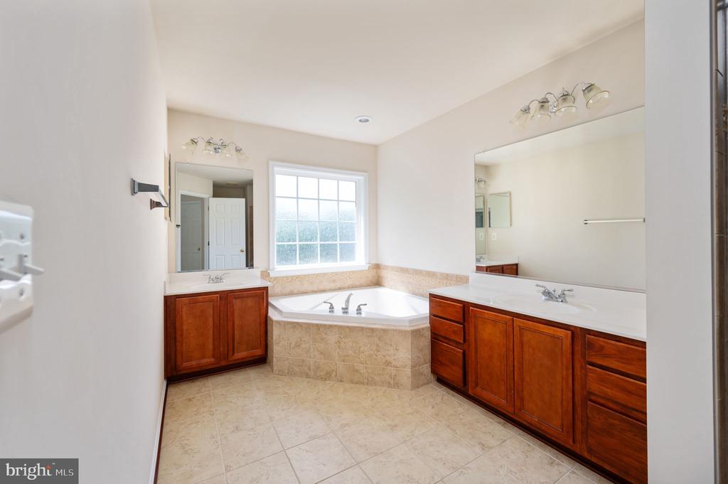 104 REGATTA LANE