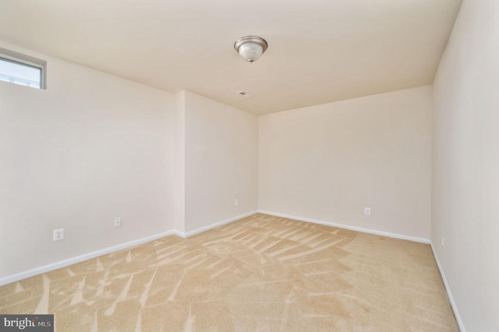 104 REGATTA LANE