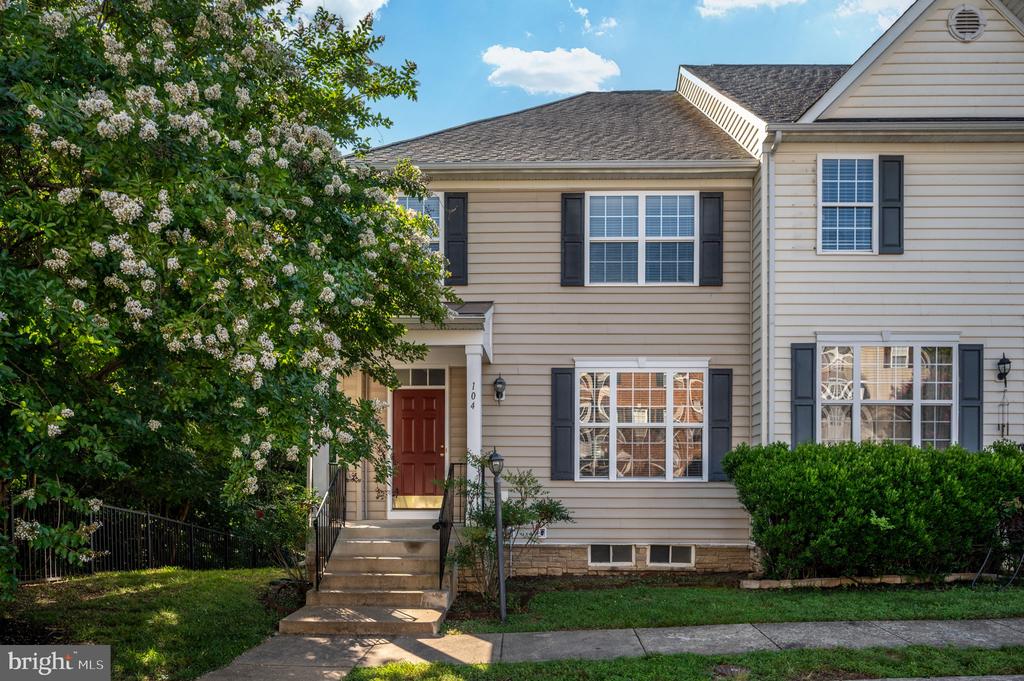 104 REGATTA LANE