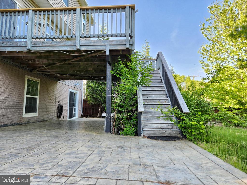 74 SANCTUARY LANE