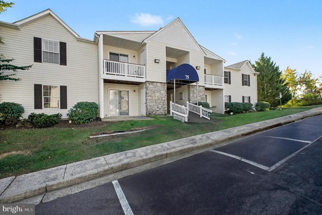 75 RED MAPLE COURT