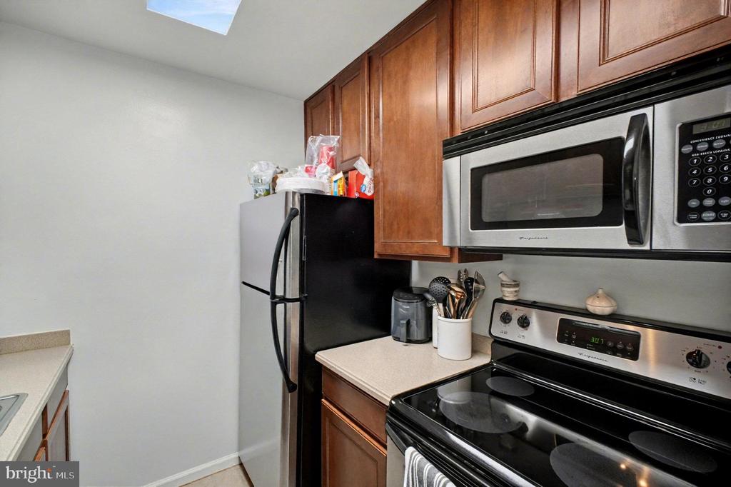 75 RED MAPLE COURT