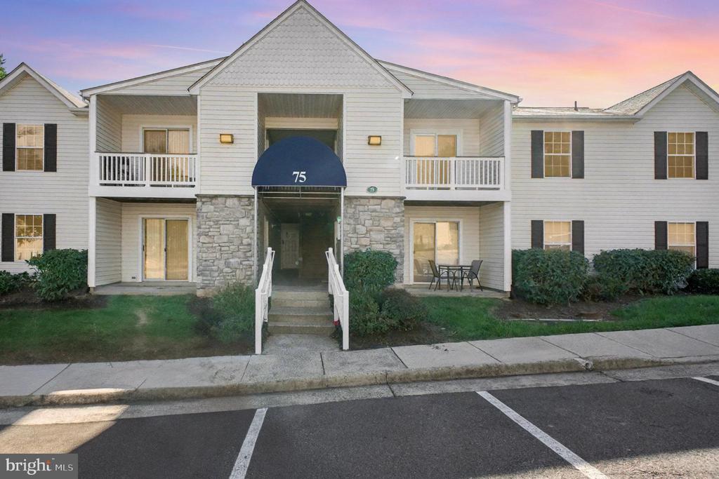 75 RED MAPLE COURT