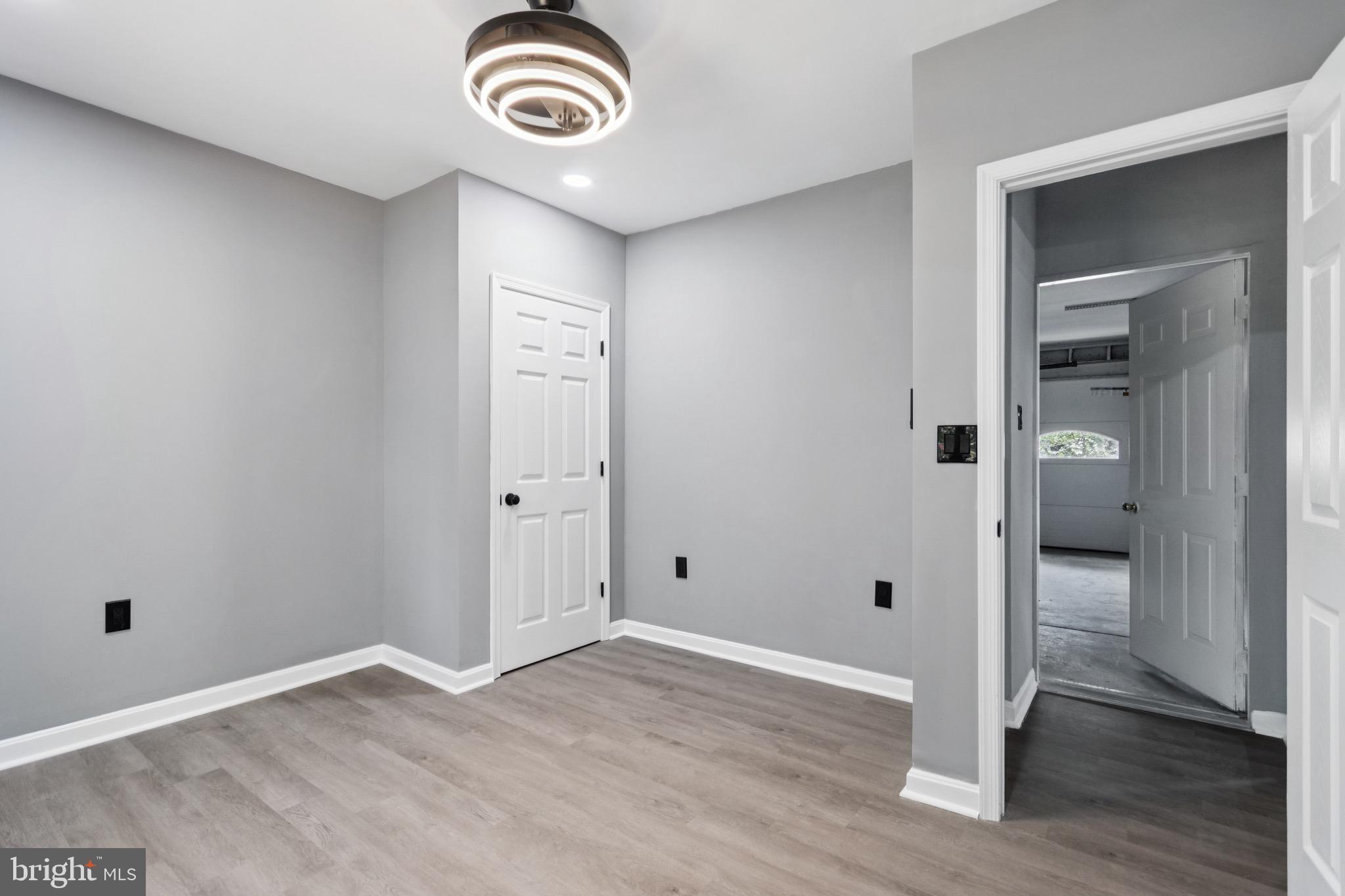 39 HIDDEN LAKE DRIVE