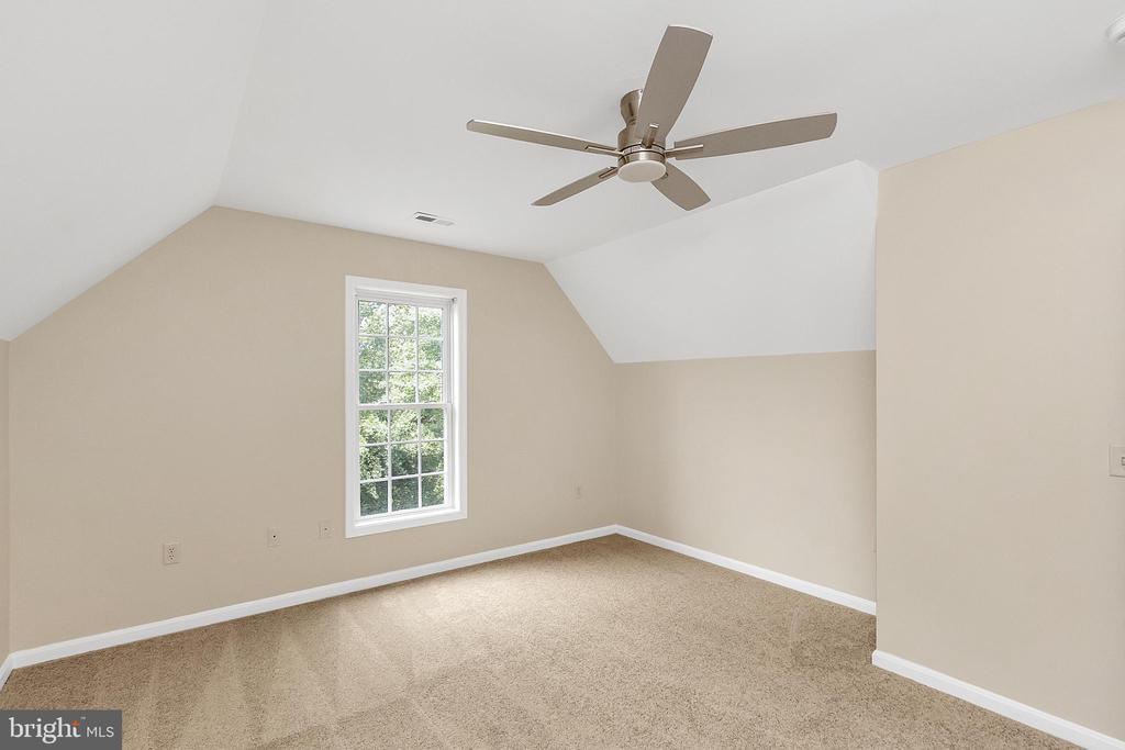 4 MORNINGMIST DRIVE