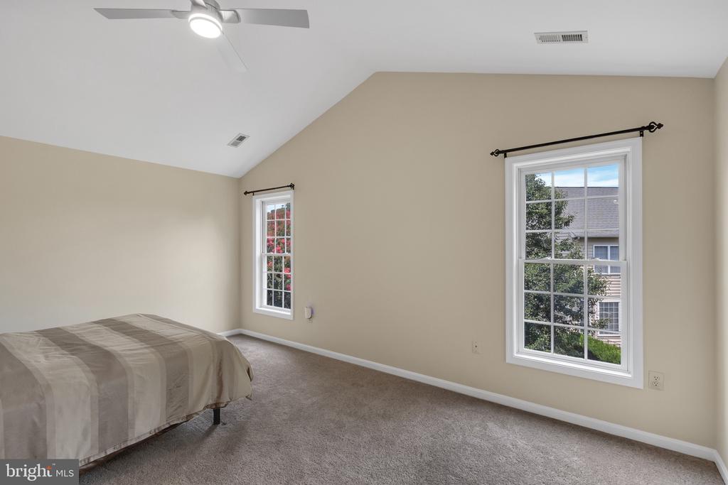 4 MORNINGMIST DRIVE