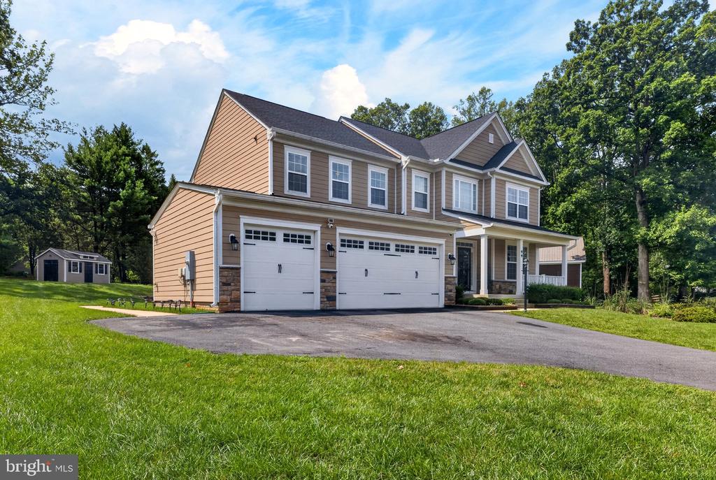 99 BLACK HAWK DRIVE