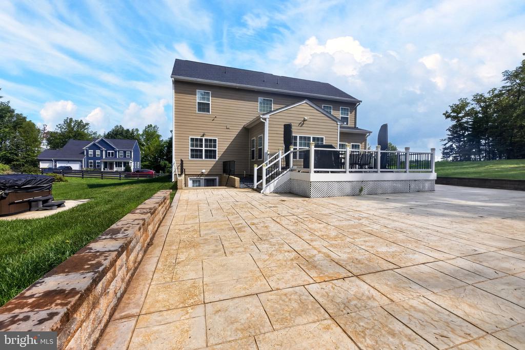 99 BLACK HAWK DRIVE