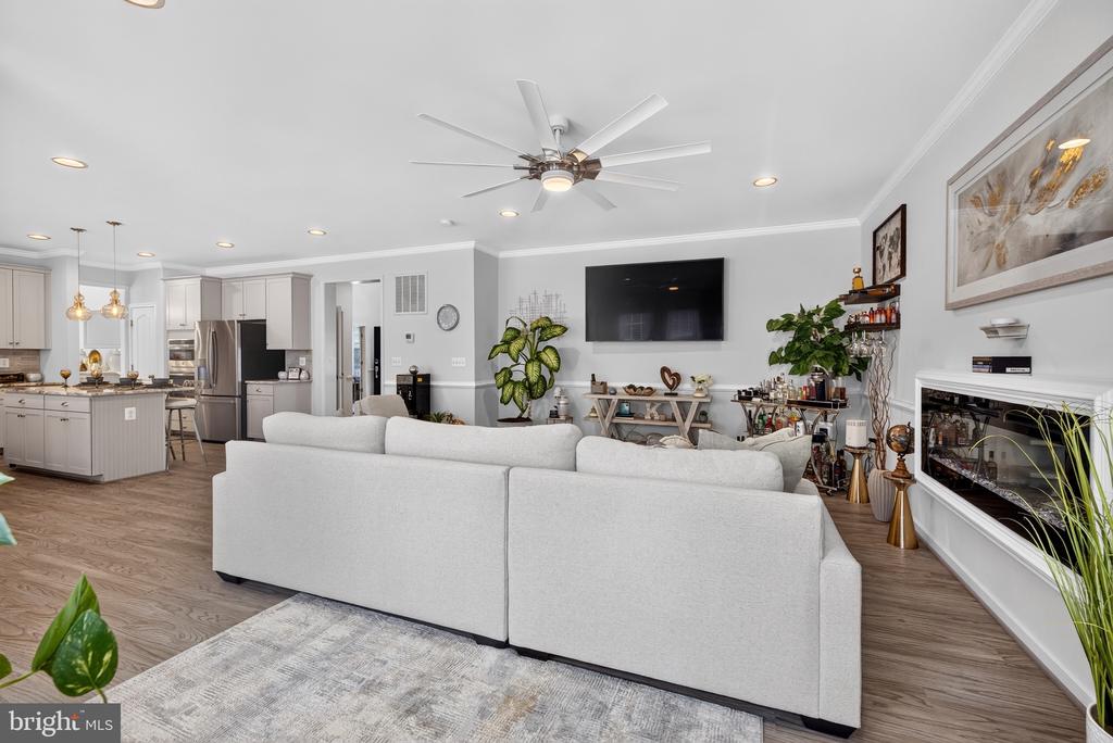 99 BLACK HAWK DRIVE
