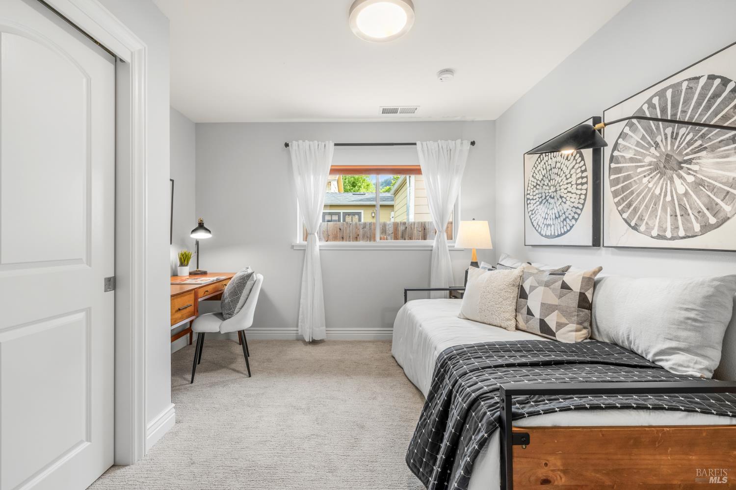 16 Washington Avenue