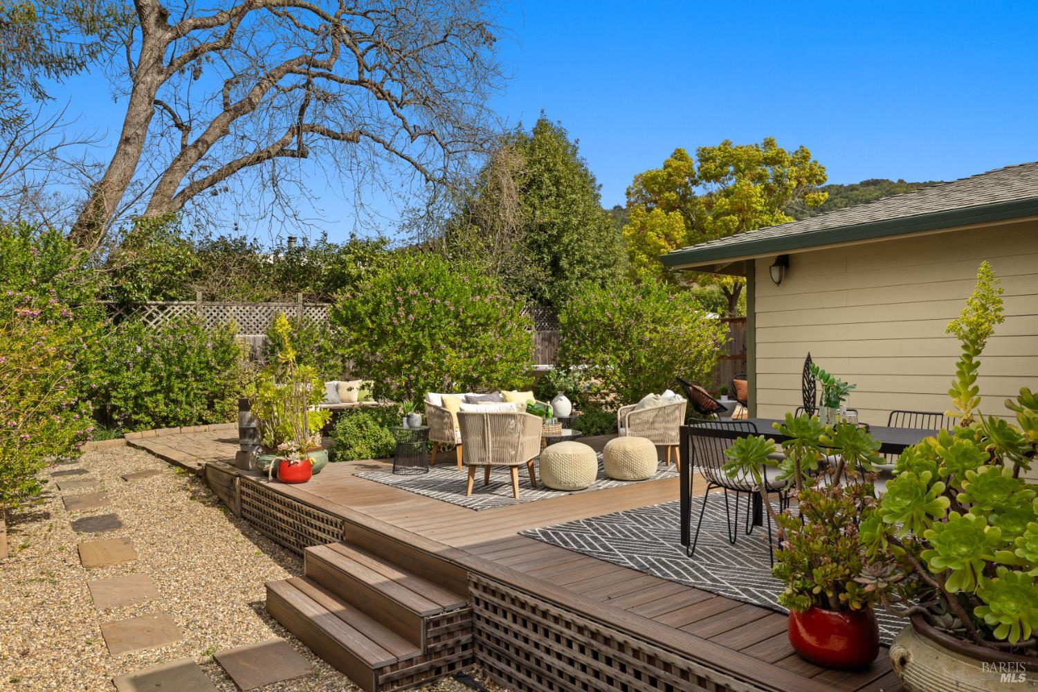 16 Washington Avenue