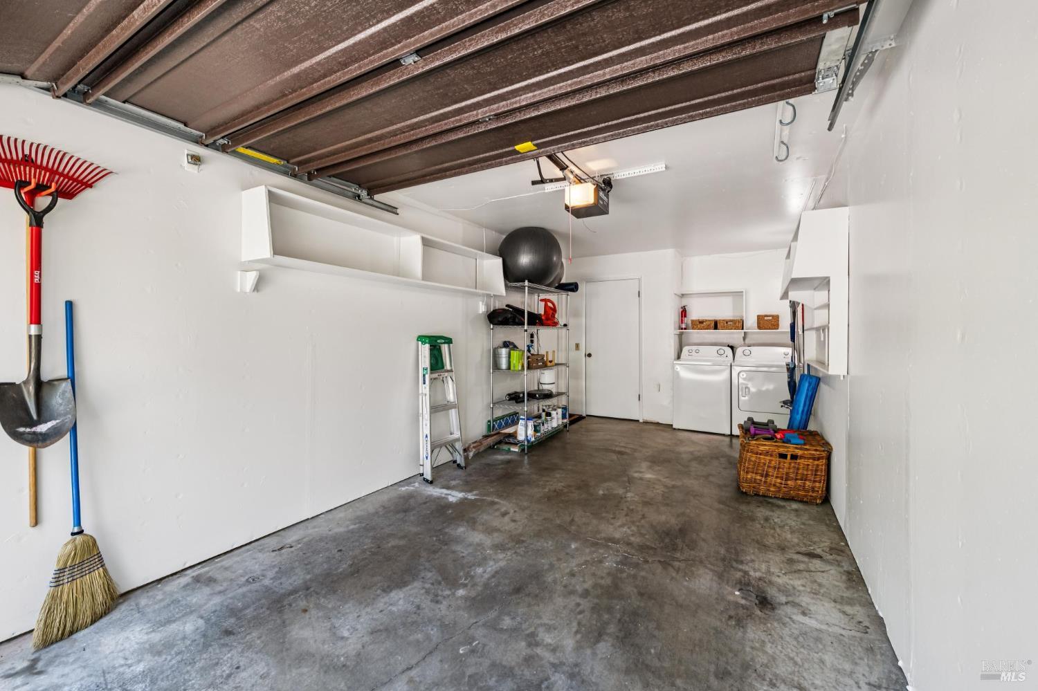315 Springside Way