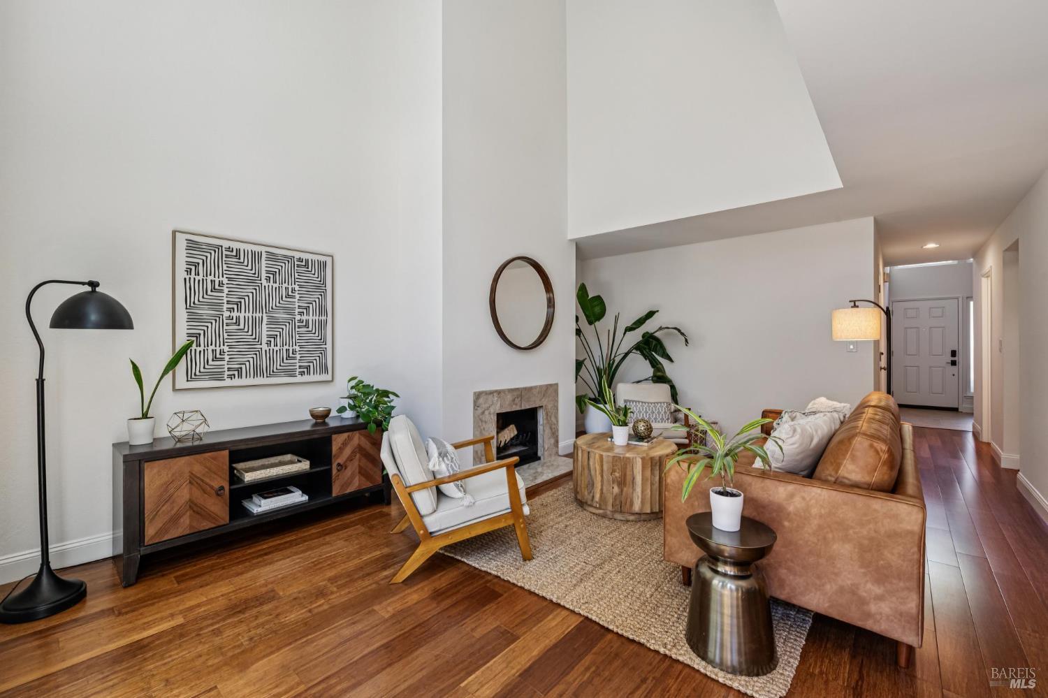 315 Springside Way