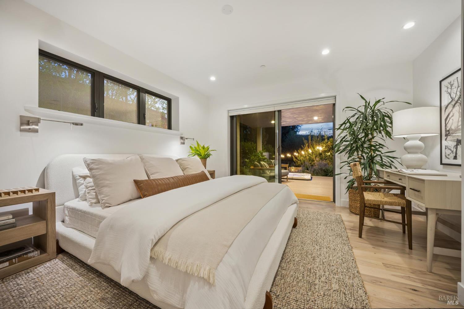 39 Alvarado Avenue