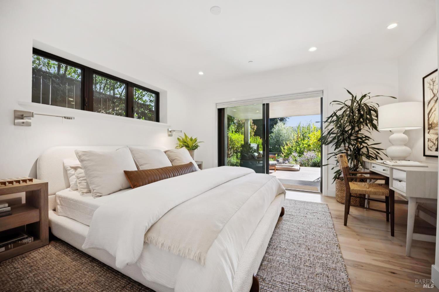 39 Alvarado Avenue
