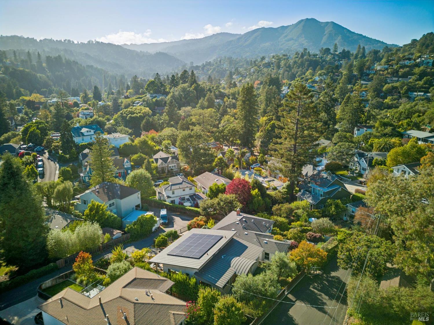39 Alvarado Avenue