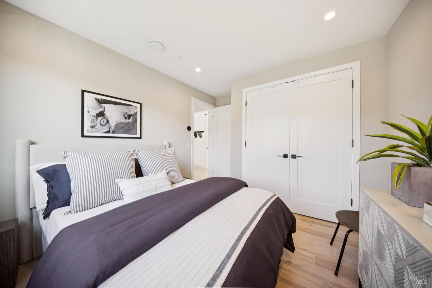 39 Alvarado Avenue
