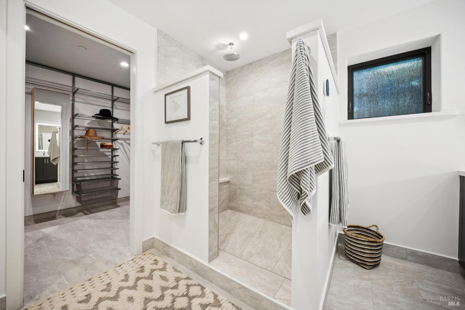 39 Alvarado Avenue