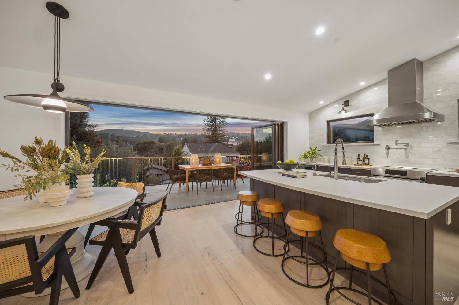 39 Alvarado Avenue