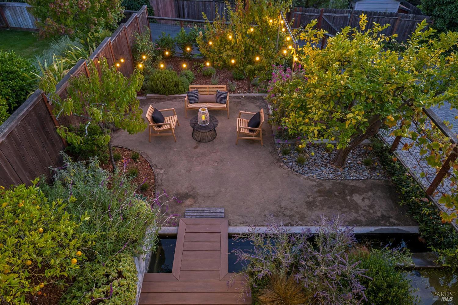 39 Alvarado Avenue