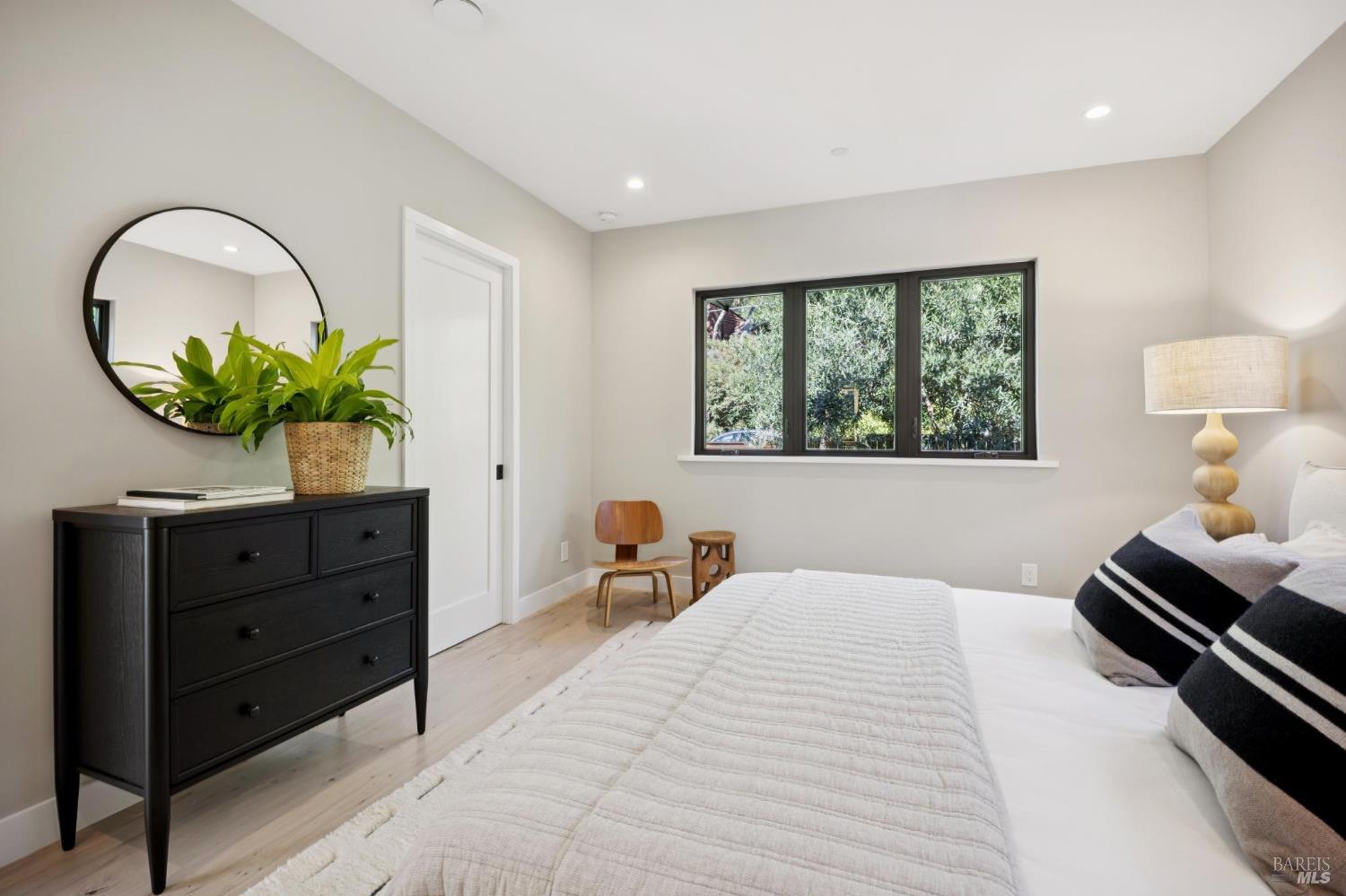 39 Alvarado Avenue