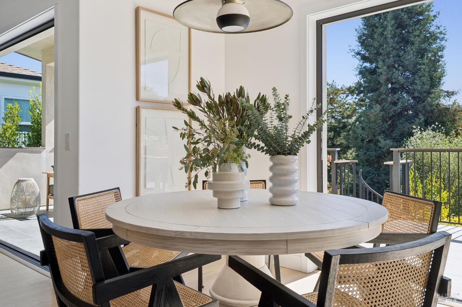 39 Alvarado Avenue