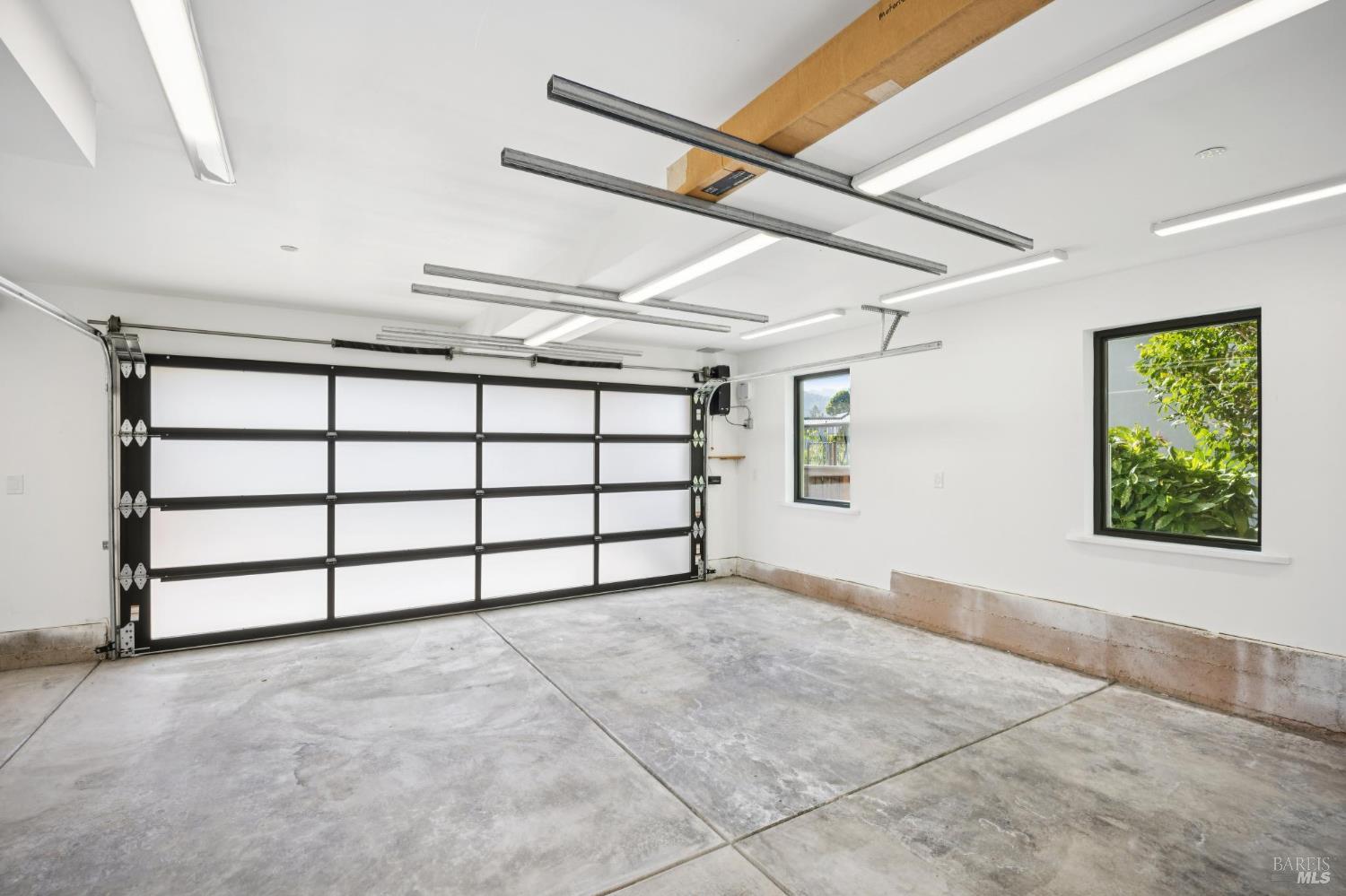 39 Alvarado Avenue