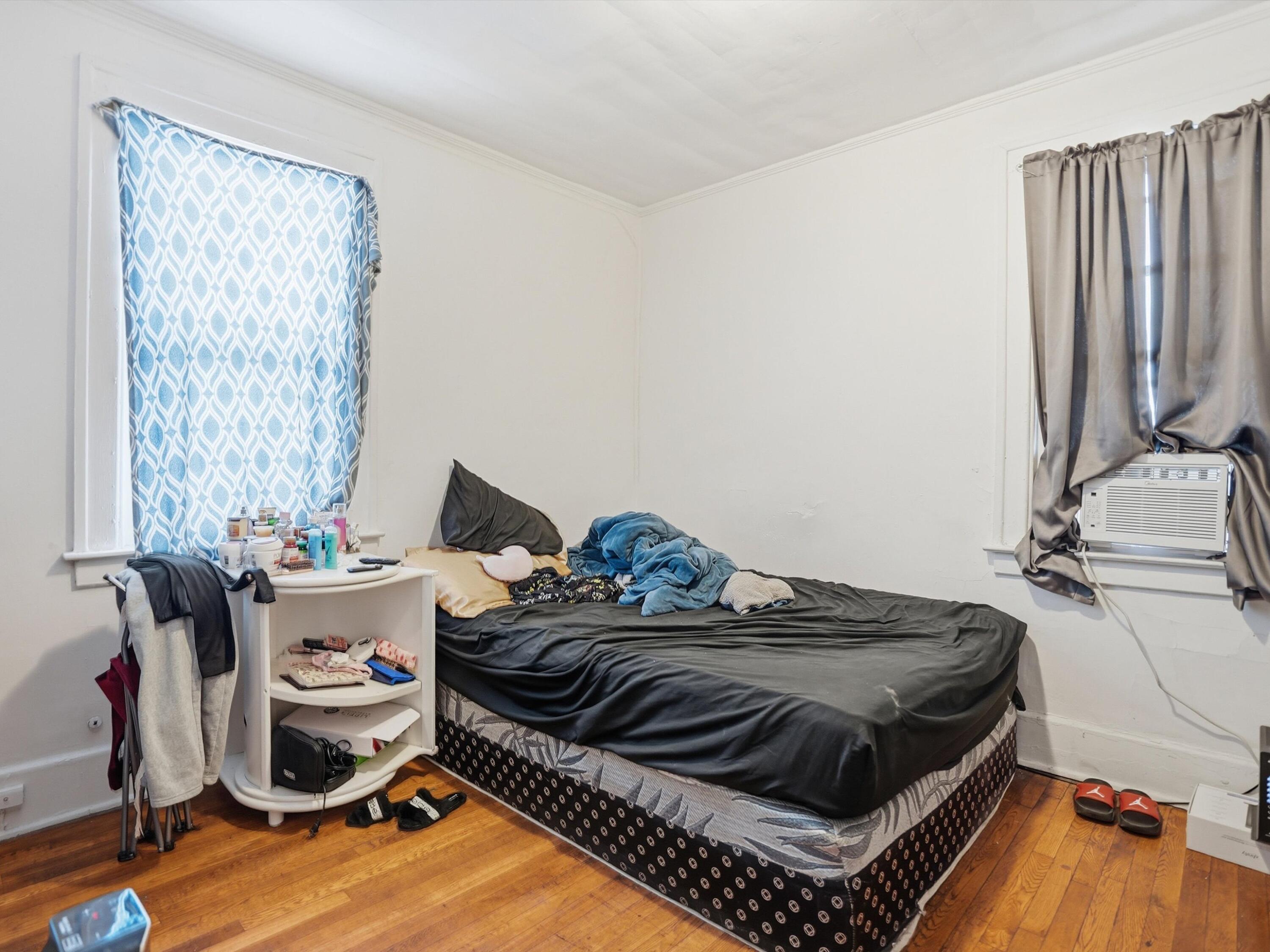 1094 Waterman Street