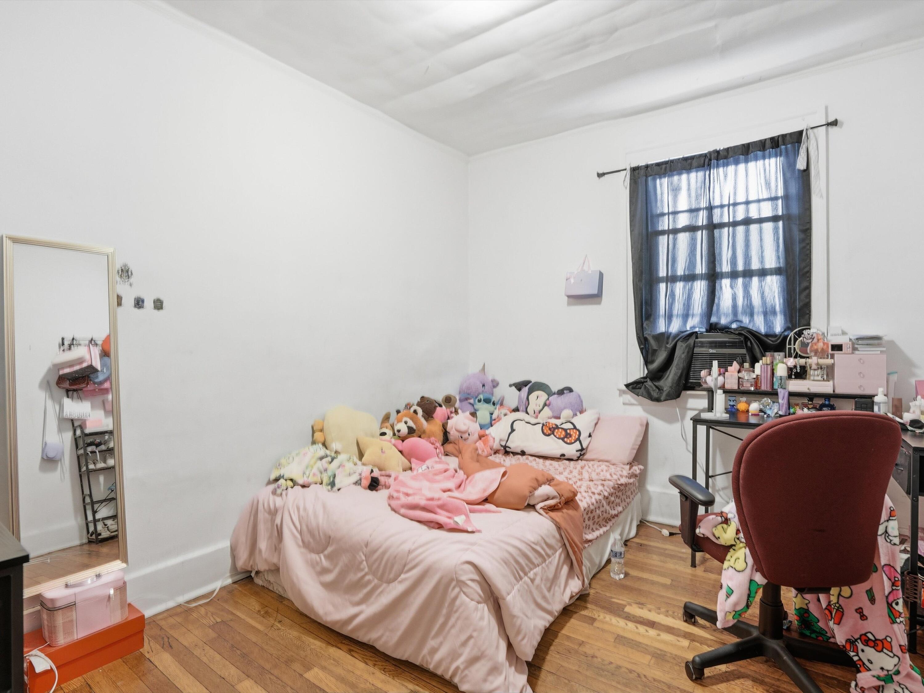 1094 Waterman Street