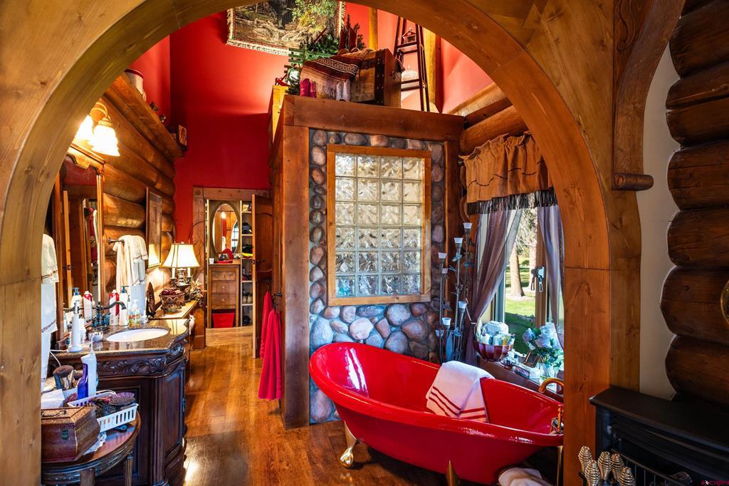 42574 N Highway 550