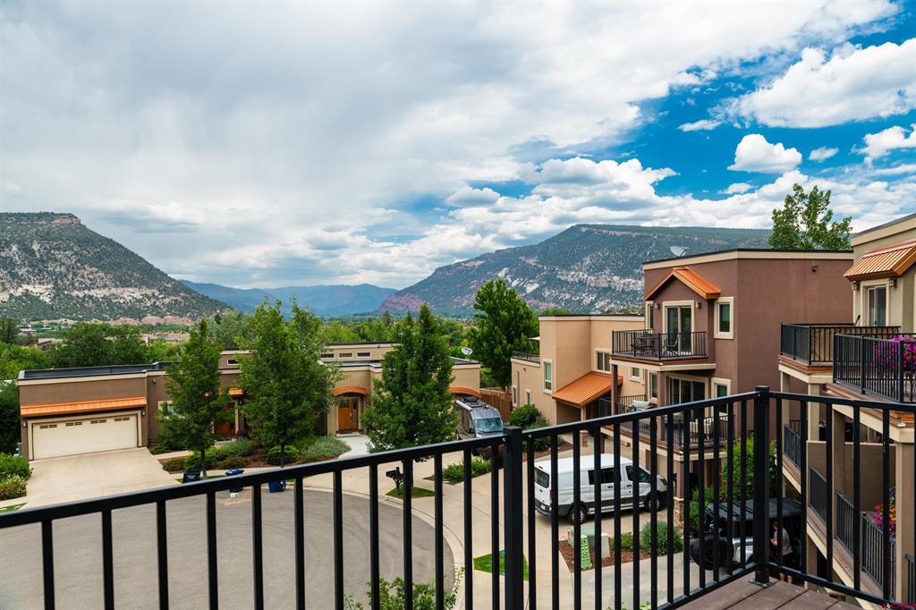 20 Sage Hill Court