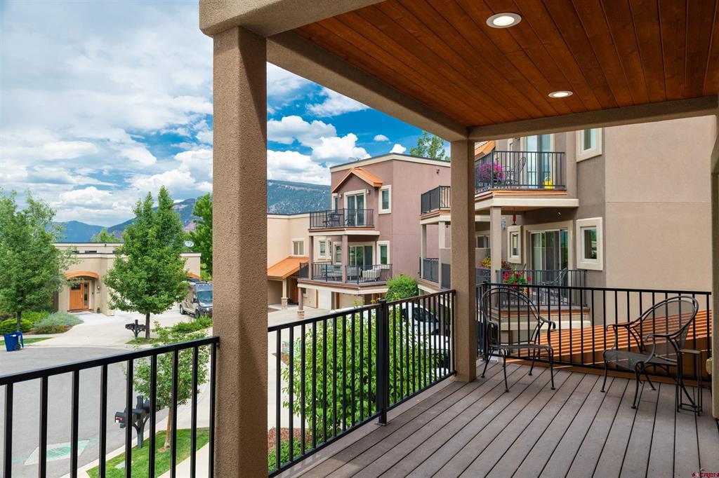 20 Sage Hill Court