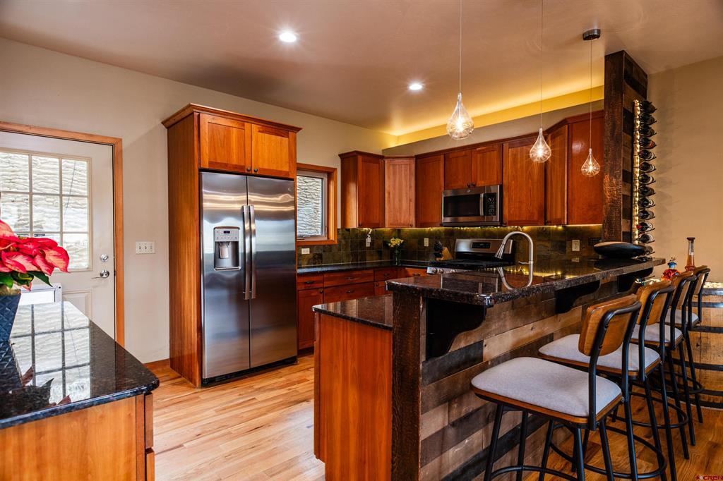 24 Sage Hill Ct