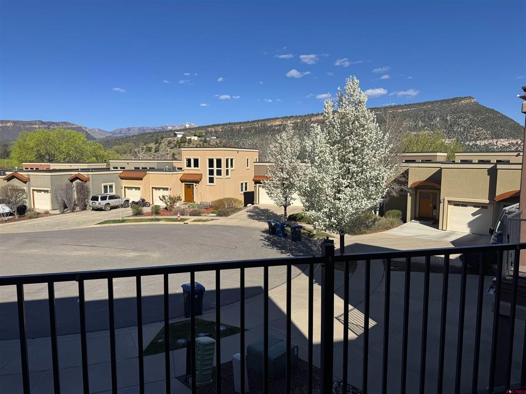 24 Sage Hill Ct