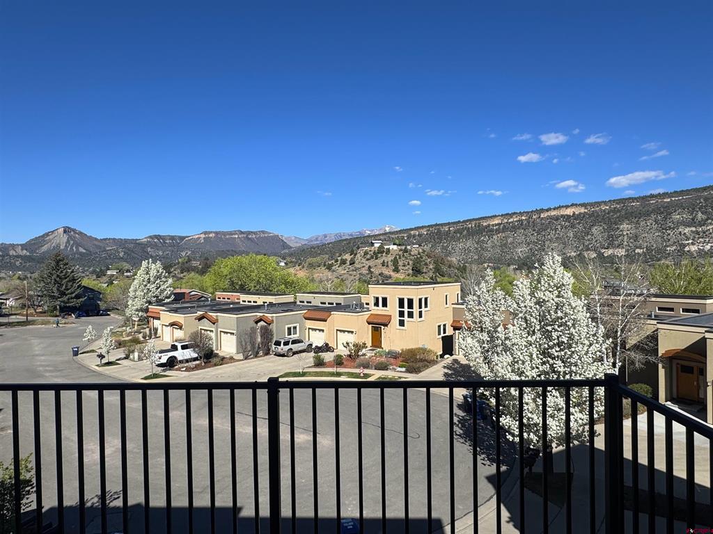 24 Sage Hill Ct