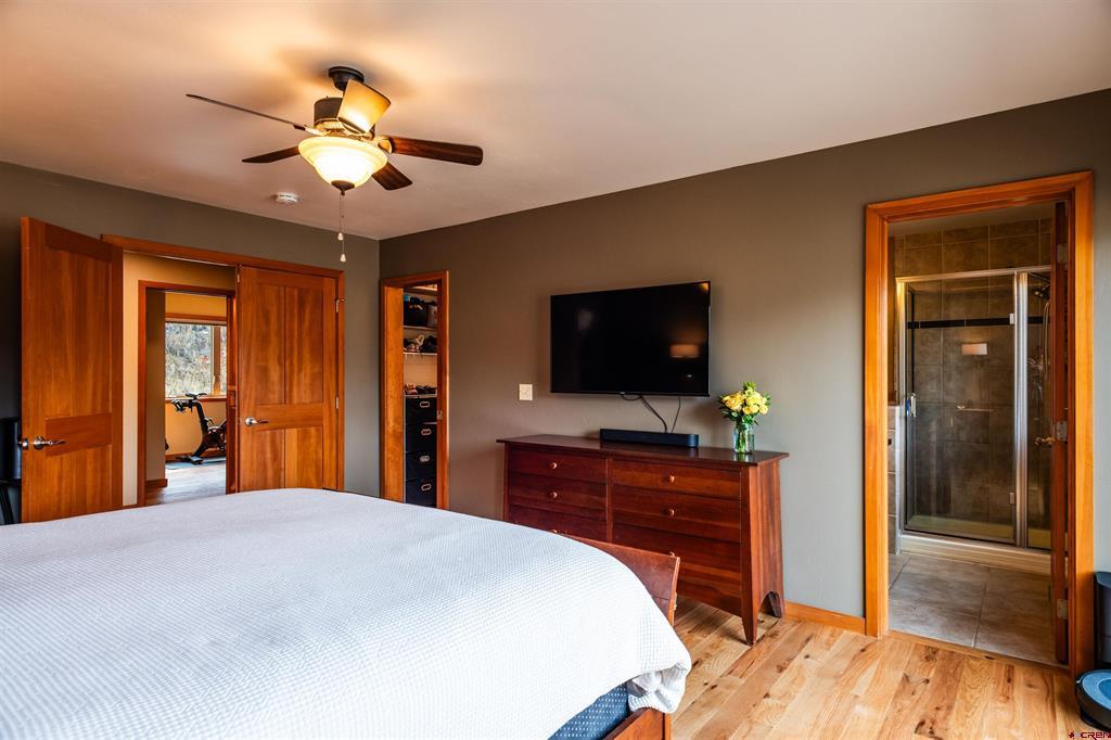 24 Sage Hill Ct