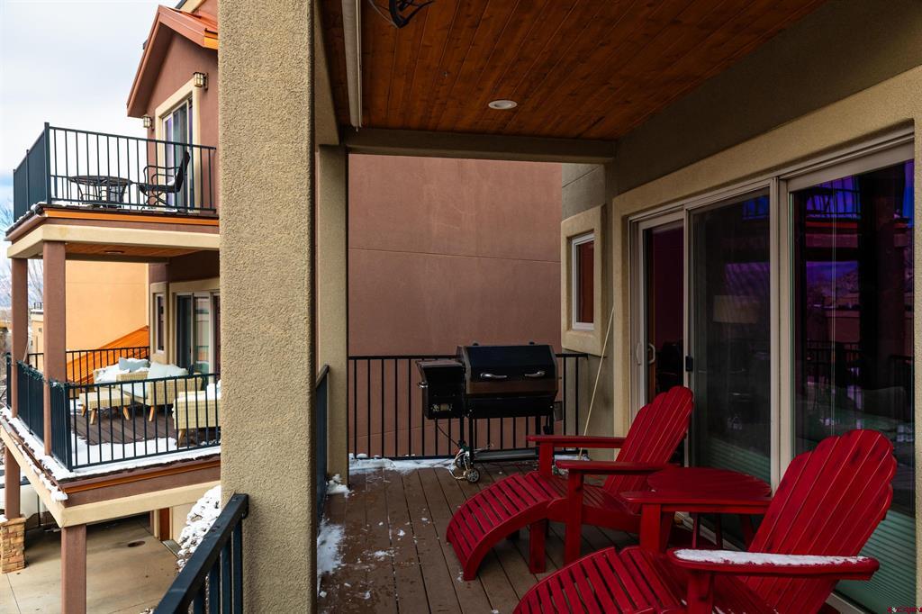 24 Sage Hill Ct