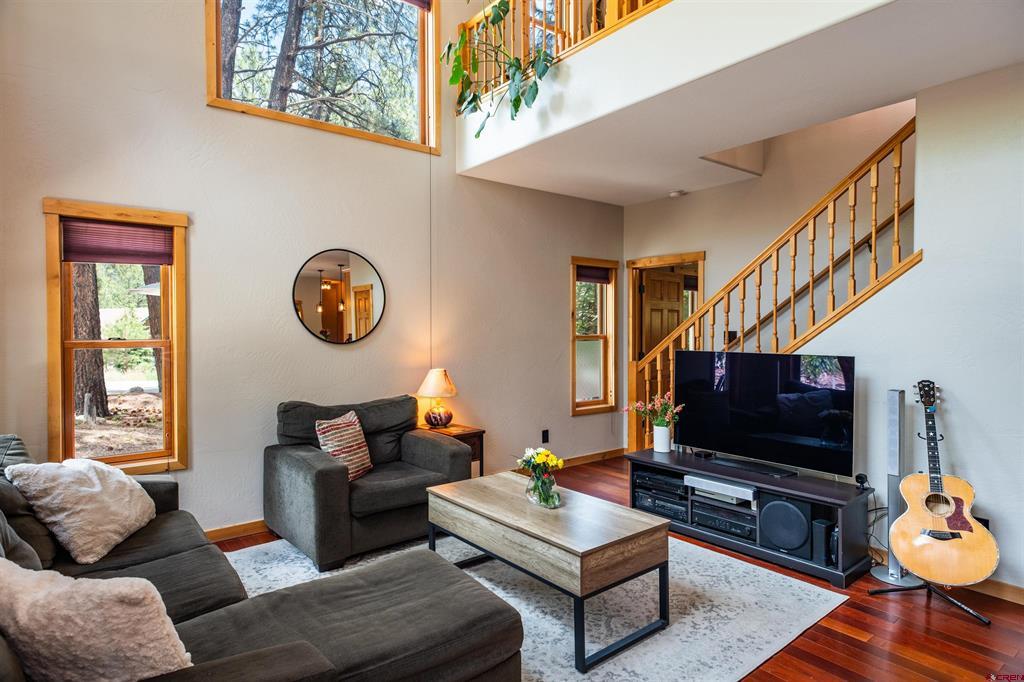 15 Edgemont Way