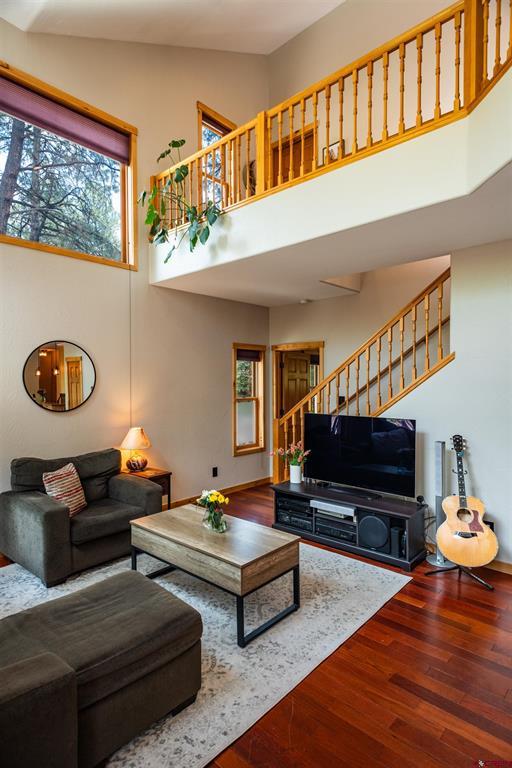 15 Edgemont Way