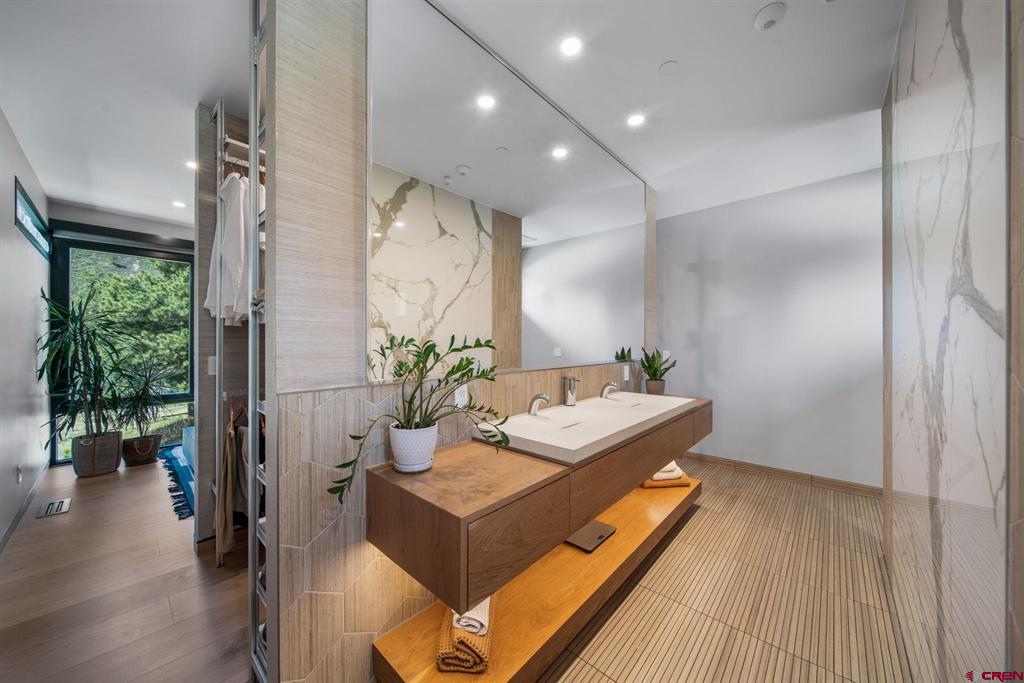 113 Wild Iris Avenue