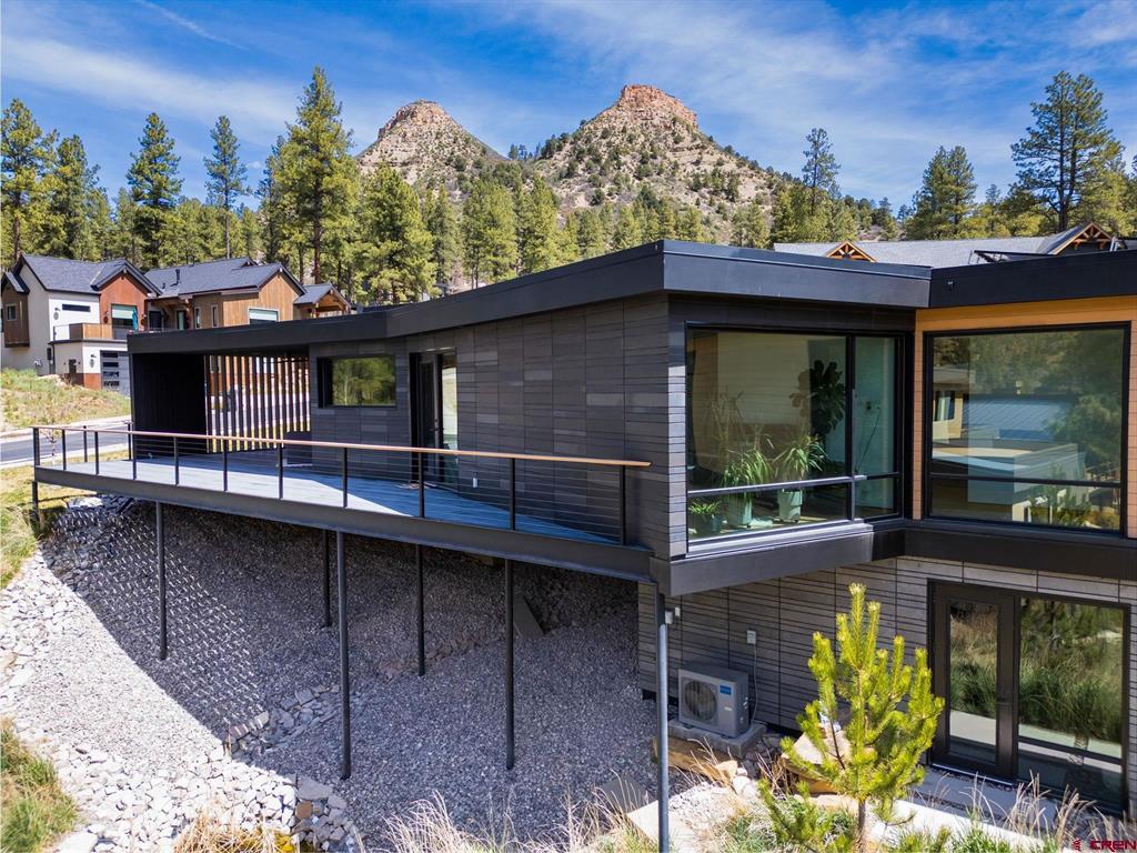 113 Wild Iris Avenue