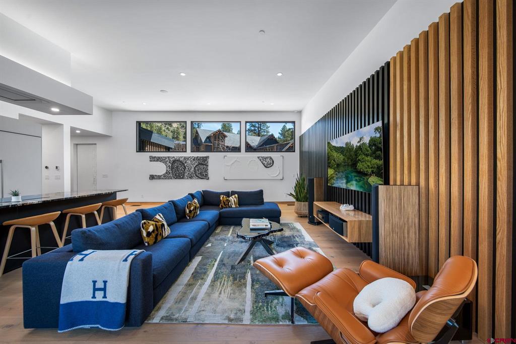 113 Wild Iris Avenue