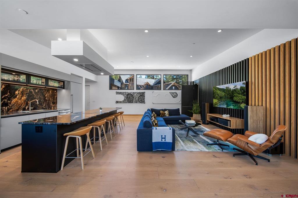 113 Wild Iris Avenue