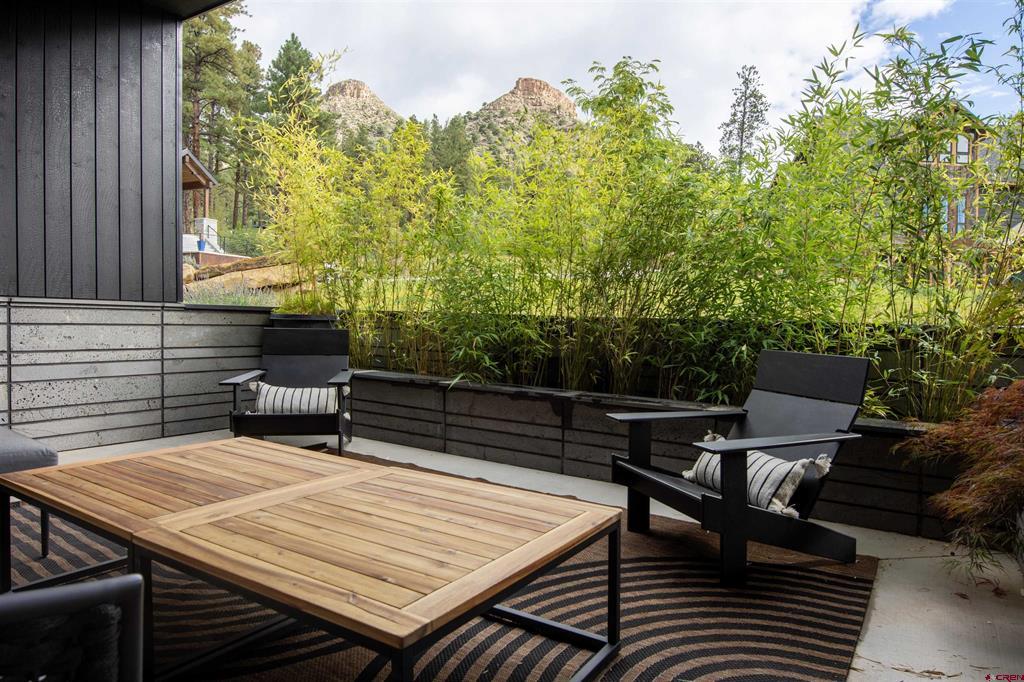 113 Wild Iris Avenue