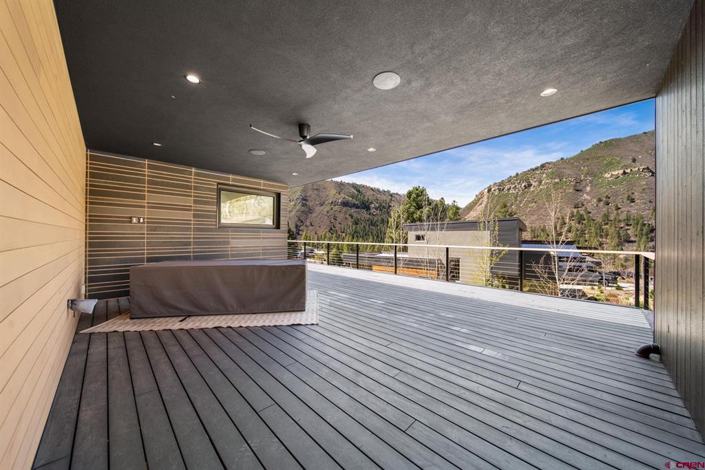 113 Wild Iris Avenue