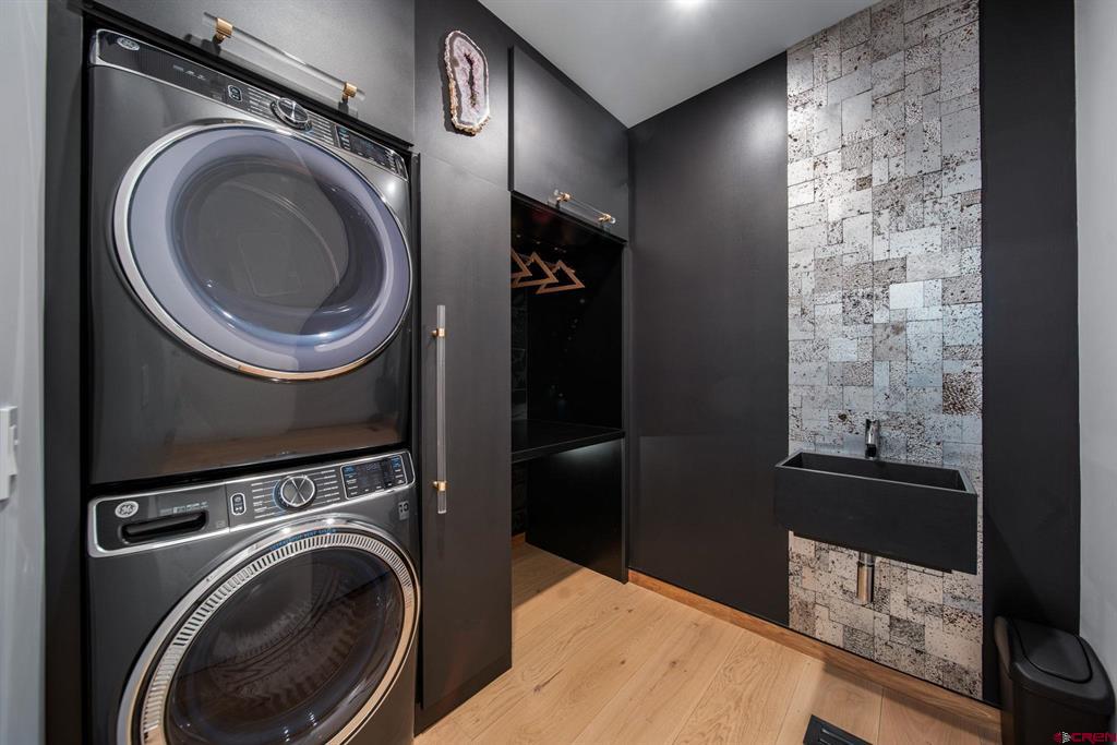 113 Wild Iris Avenue